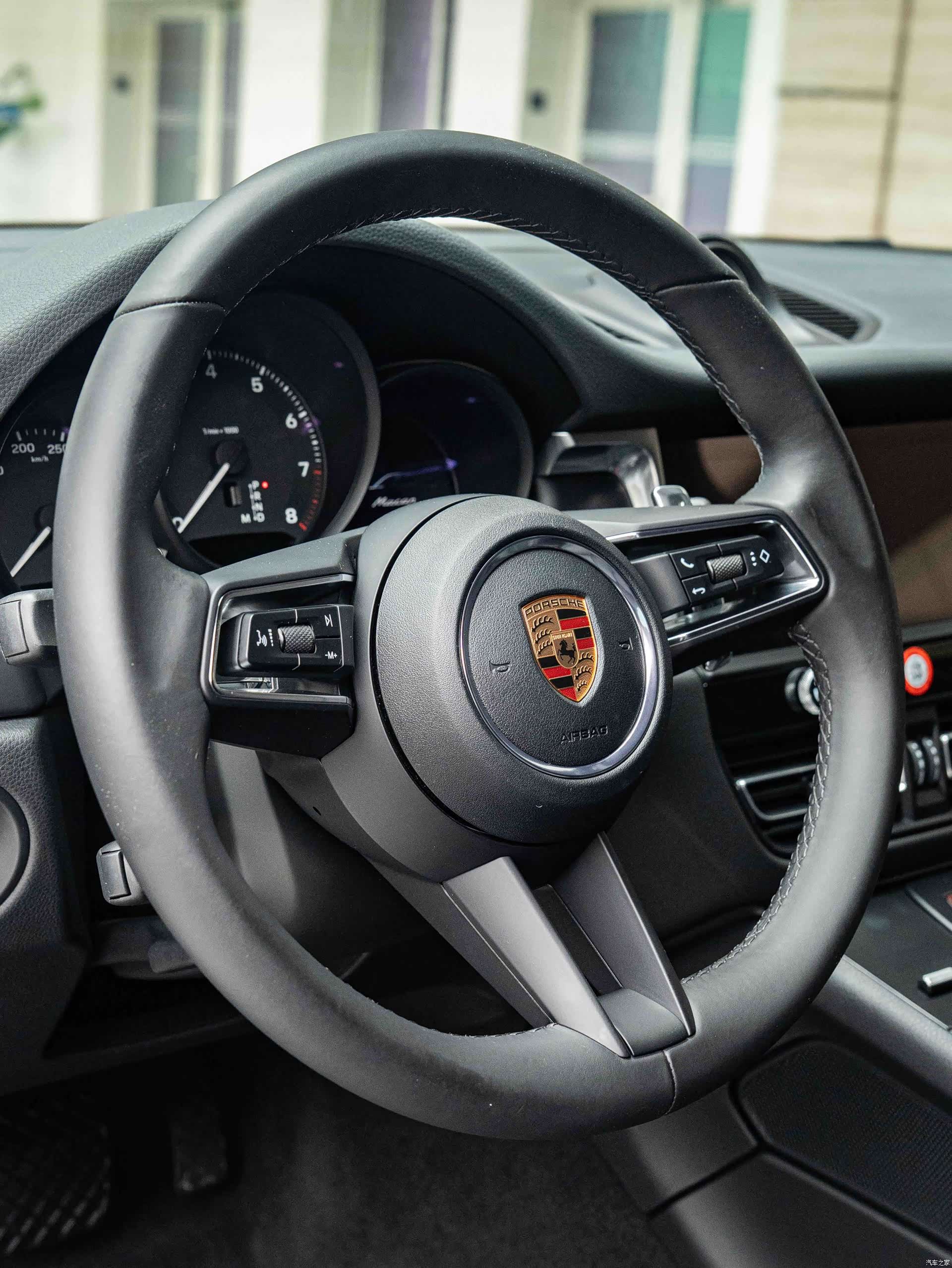 Porsche Macan, 2023 13