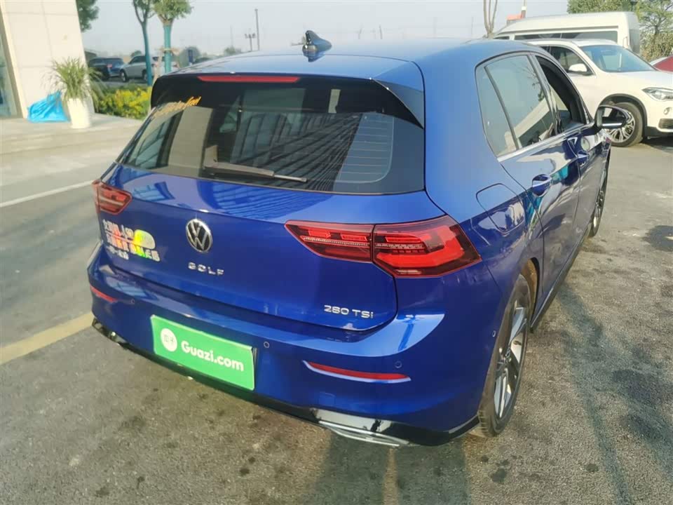 Volkswagen golf