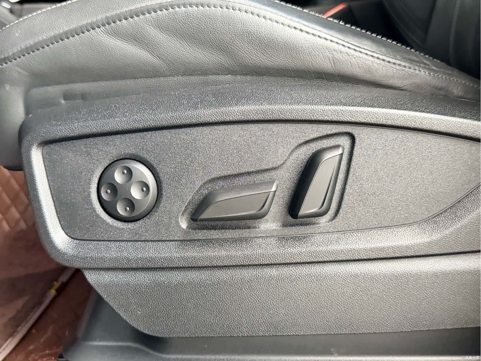 Audi Q5L, 2022 29