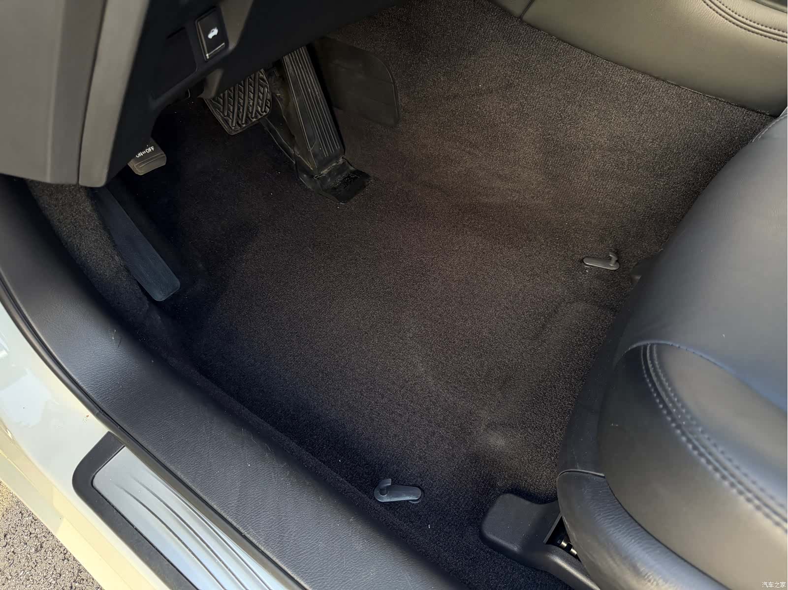 Infiniti Q70, 2016 14