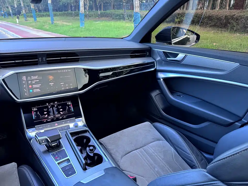 Audi A6L Audi A6L
