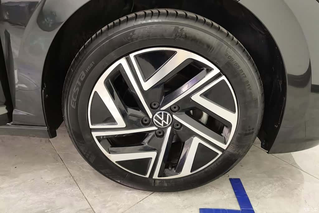 Volkswagen Sagitar, 2023 6