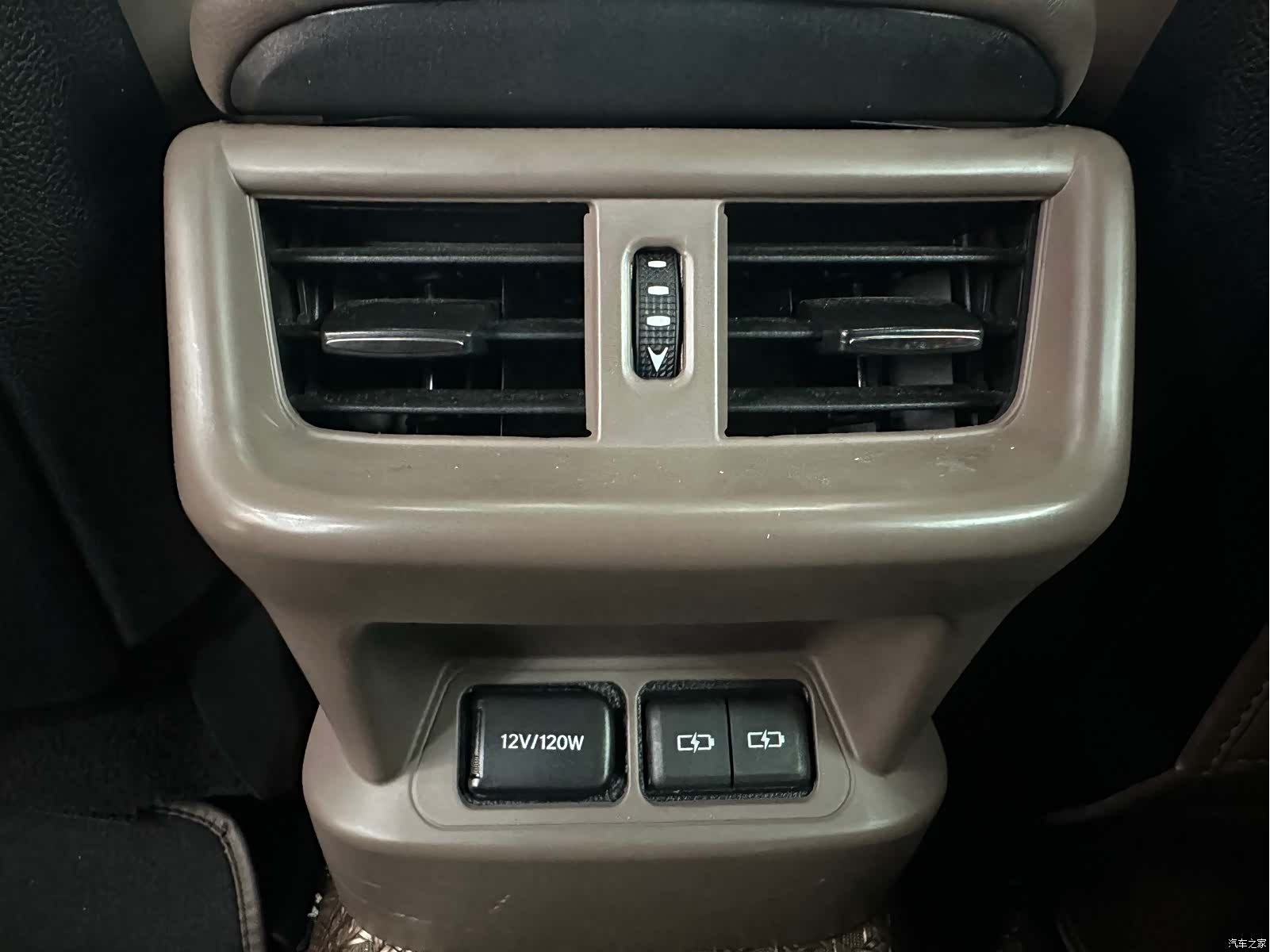 Lexus ES, 2023 20