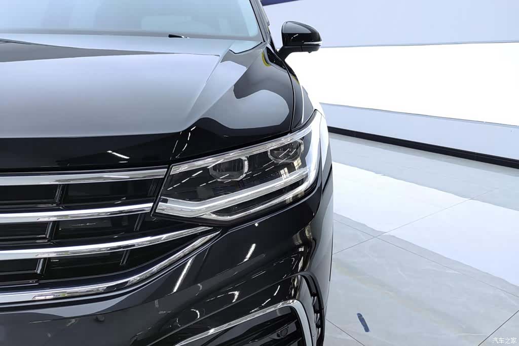 Volkswagen Tiguan L, 2024 все фото