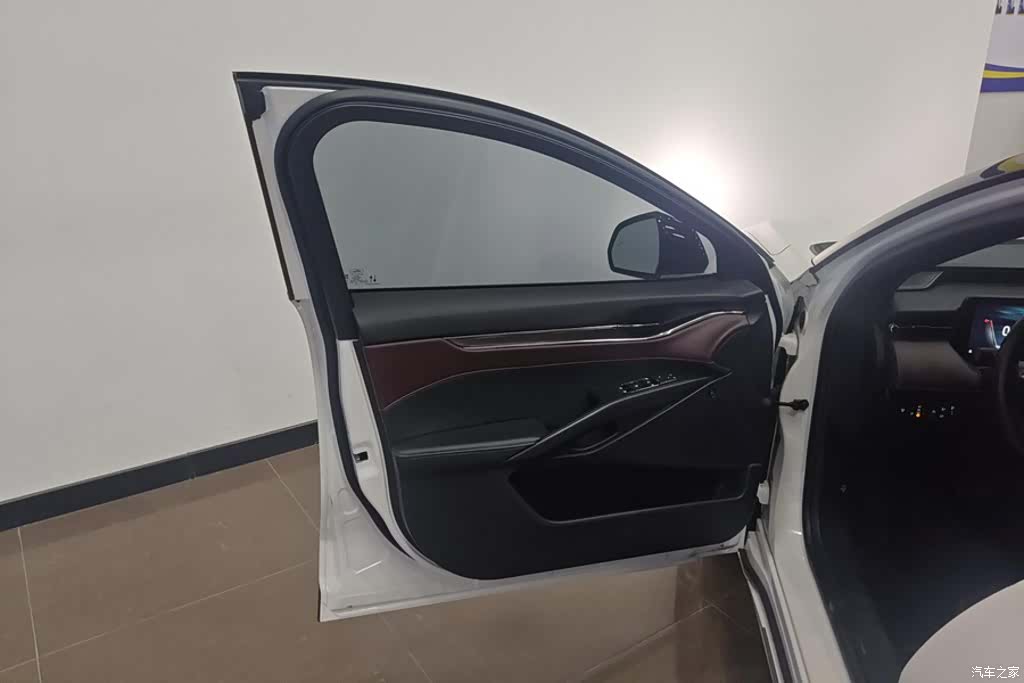 Ford Mondeo, 2024 7