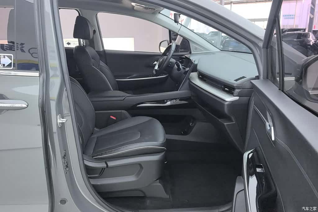 Hyundai Custo, 2022 8
