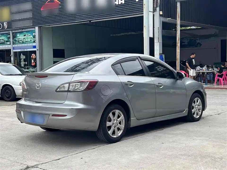 Mazda 3 star Cheng Mazda 3 star Cheng