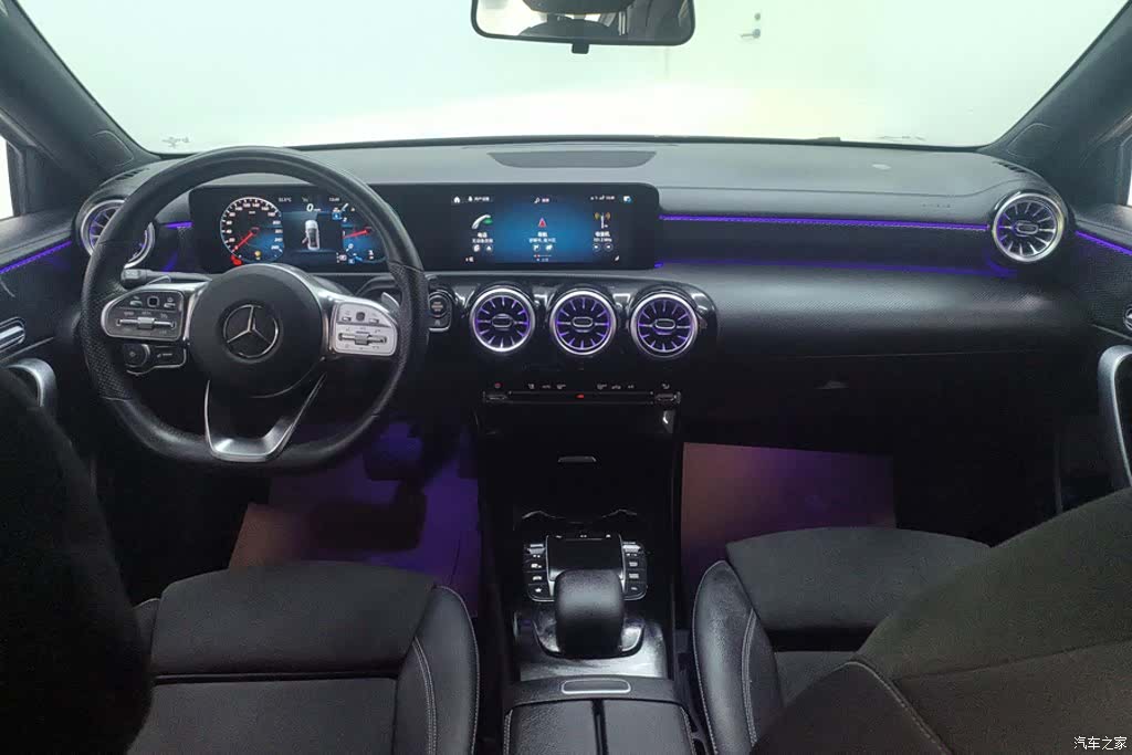 Mercedes-Benz A-Class, 2023 12