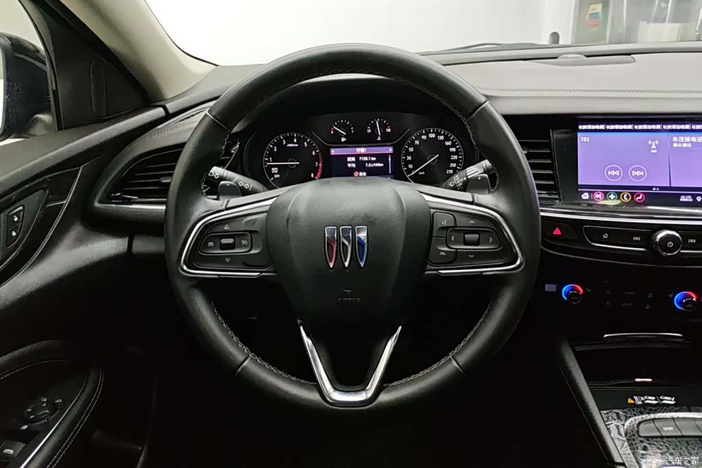 Buick Regal, 2025 15