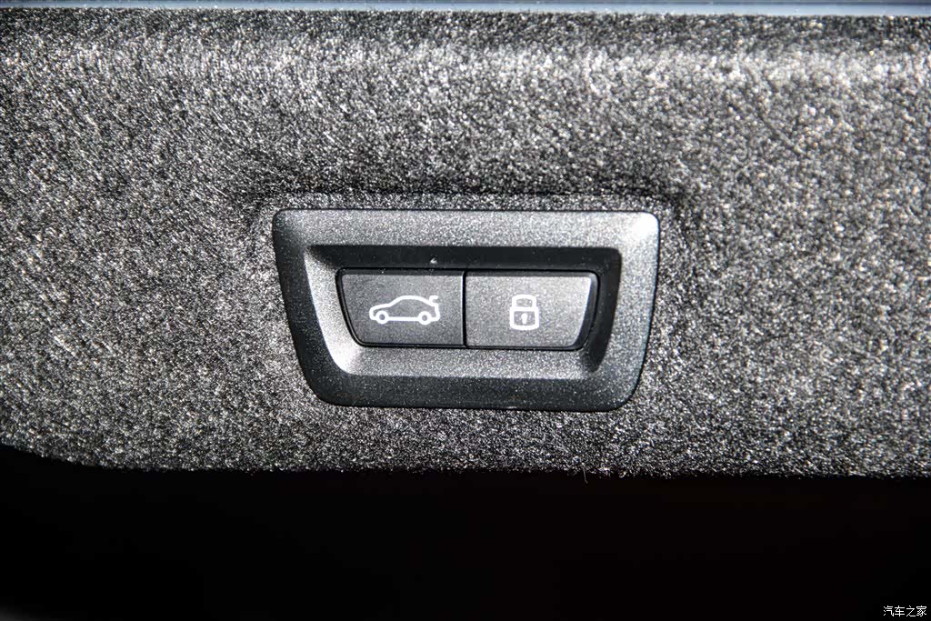 BMW 5 Series, 2025 33