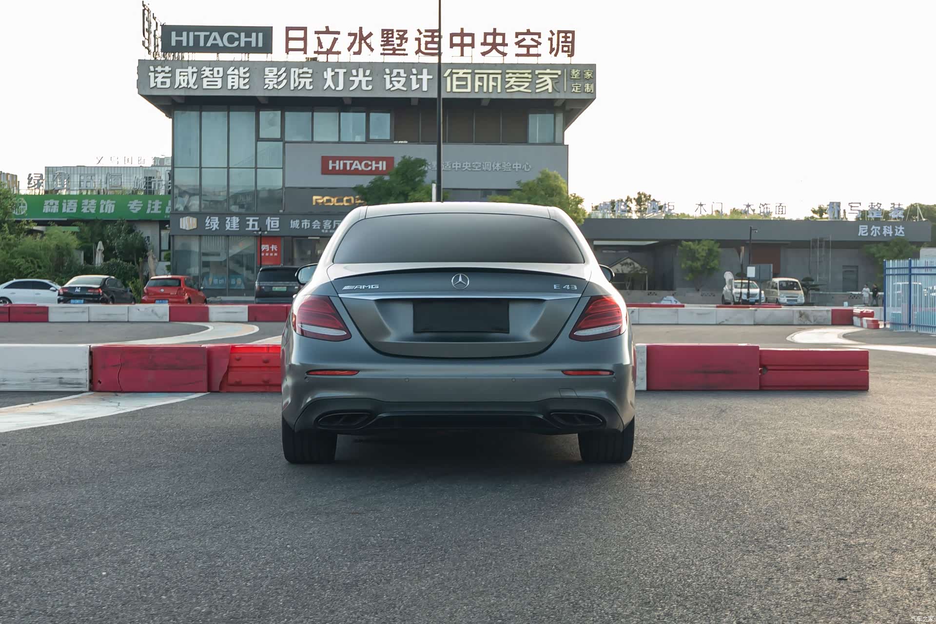 Mercedes-Benz E-Class, 2018 9