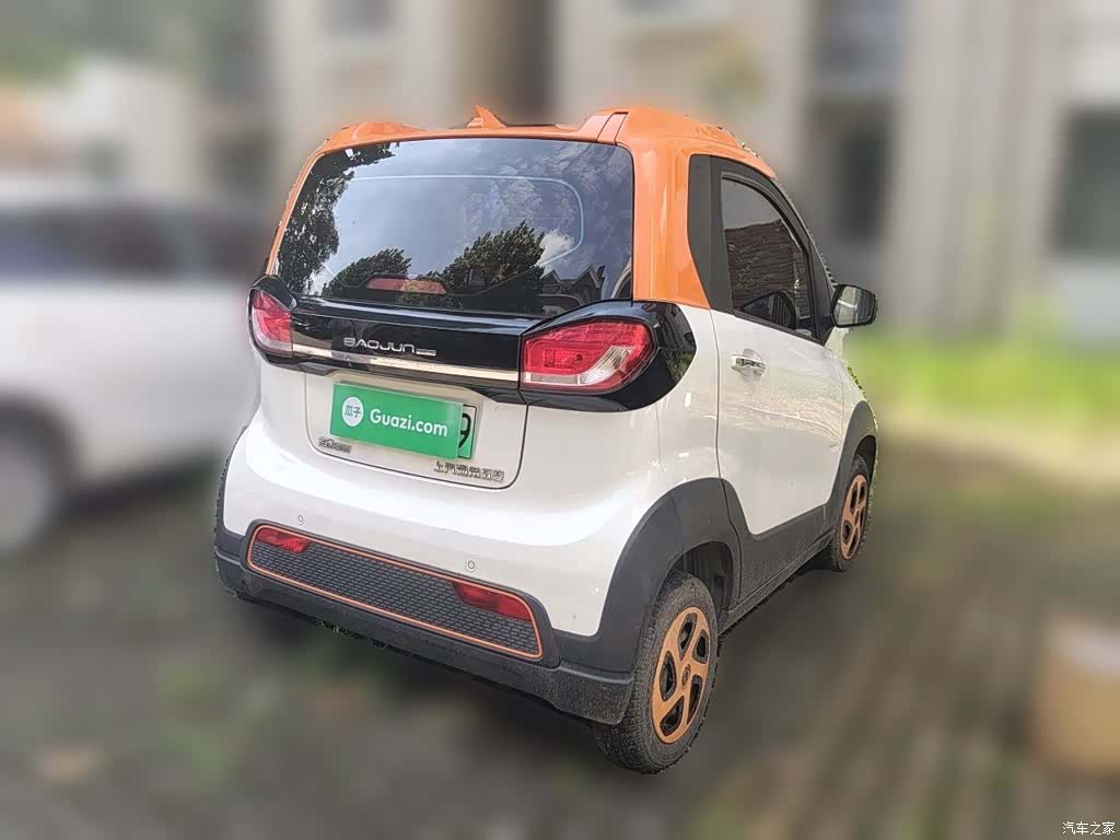 Wuling E100, 2019 4