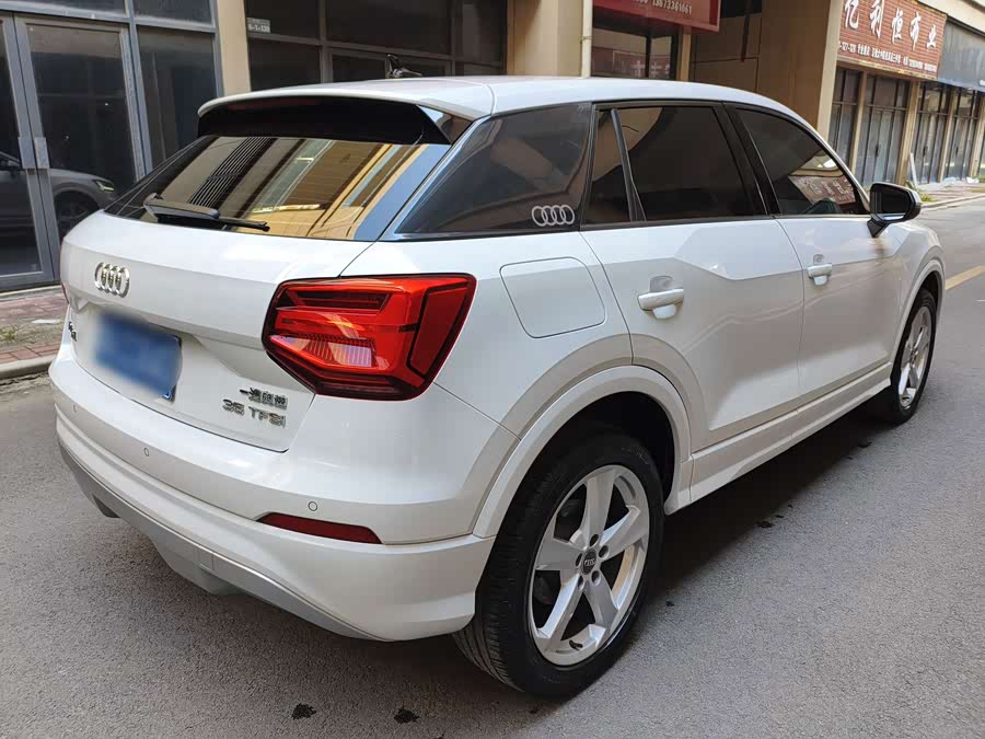 Audi Q2L 2020, фото 9