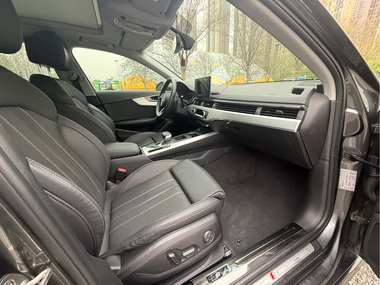 Audi A4L, 2021 10
