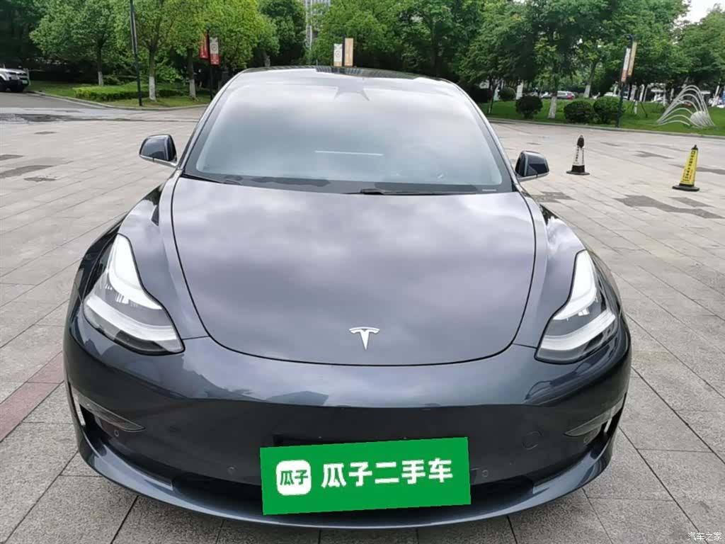 Tesla Model 3, 2019 3