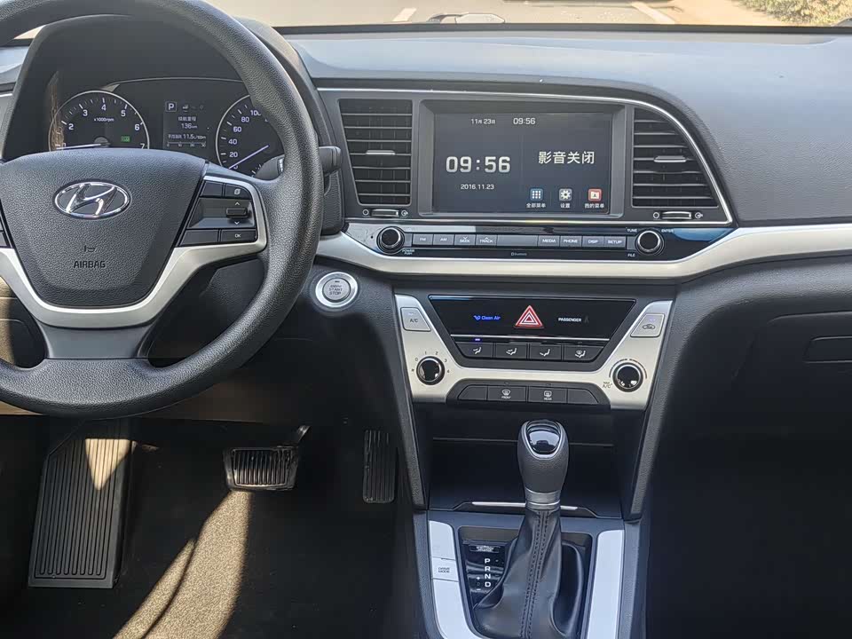 Hyundai Lead