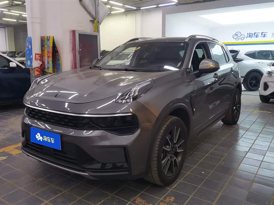Lynk & Co 01