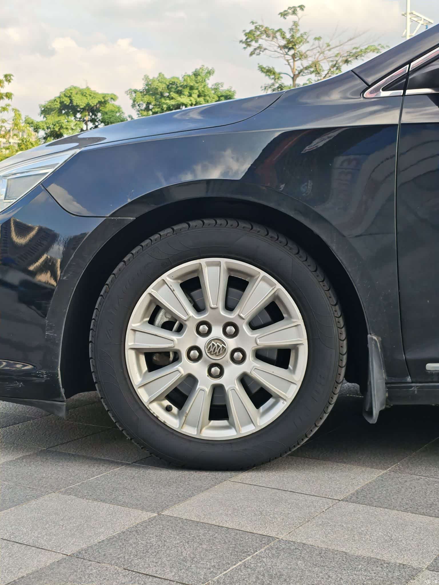 Buick LaCrosse, 2013 11