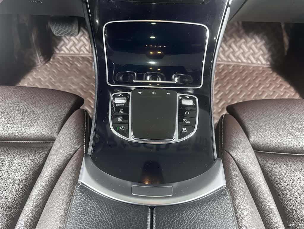 Mercedes-Benz GLC, 2022 11
