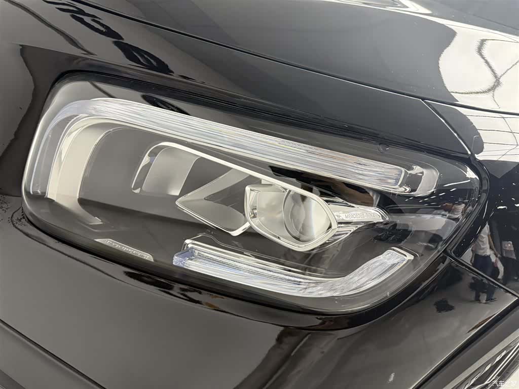 Mercedes-Benz GLB, 2022 все фото