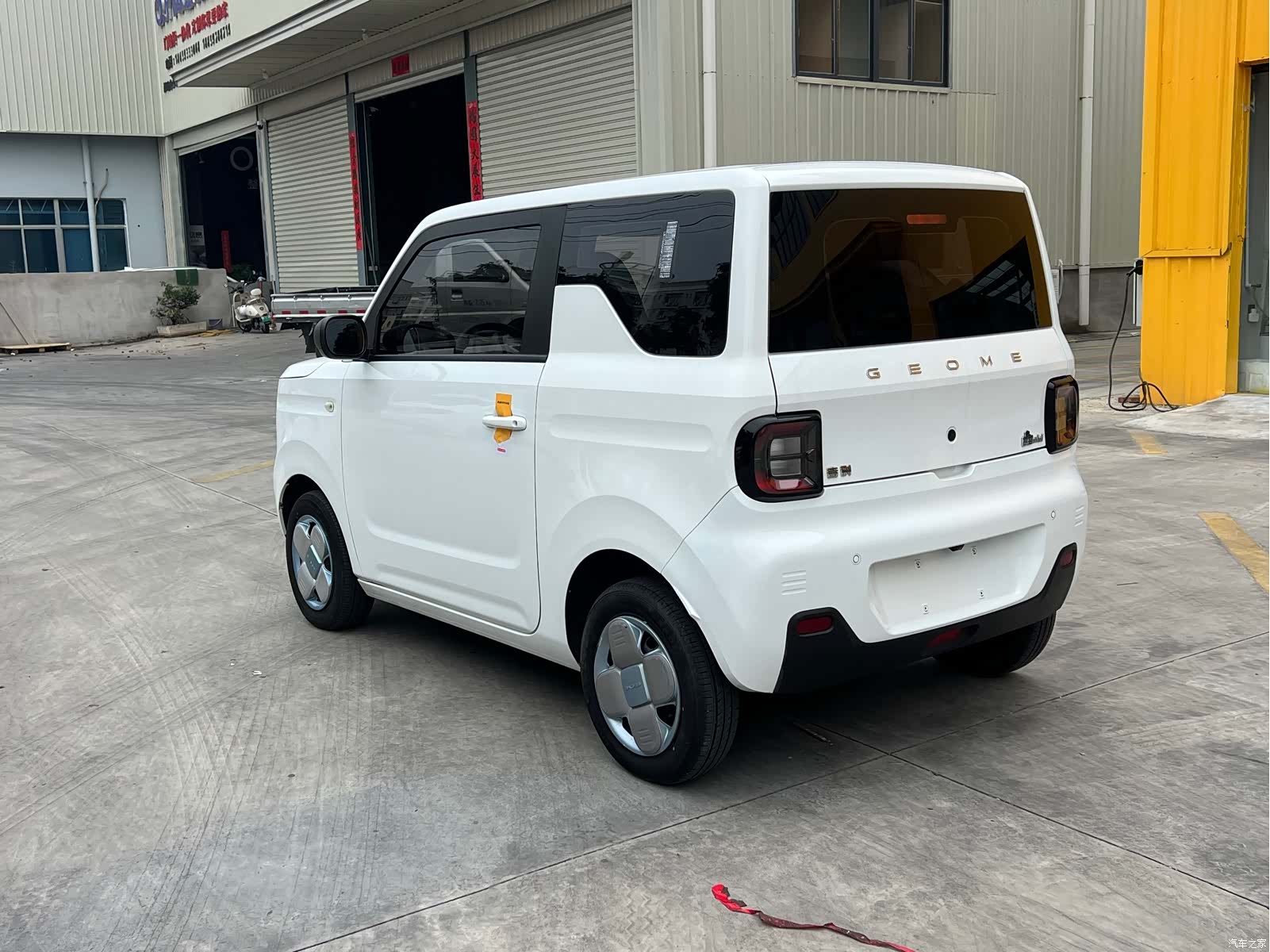 Geely Panda, 2023 7