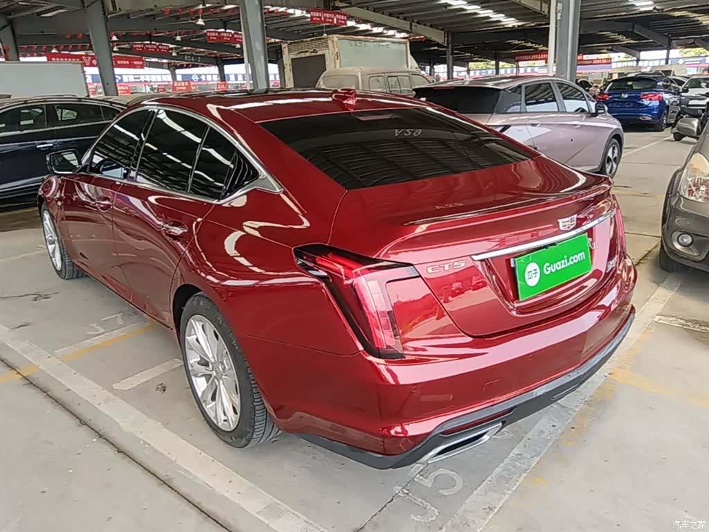 Cadillac CT5, 2022 все фото