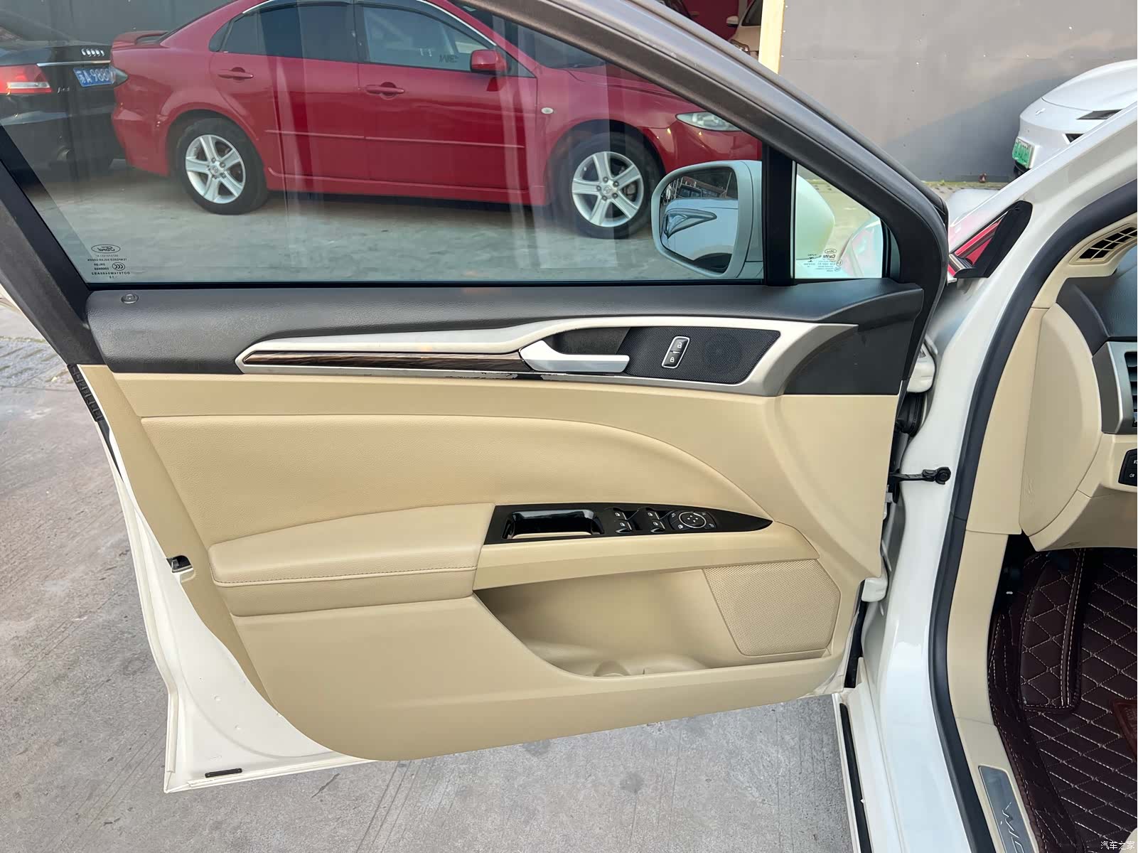 Ford Mondeo, 2015 6