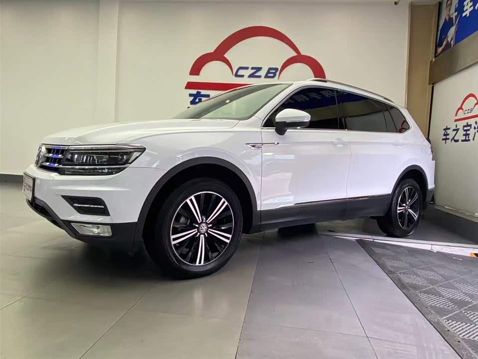 Volkswagen Tiguan L
