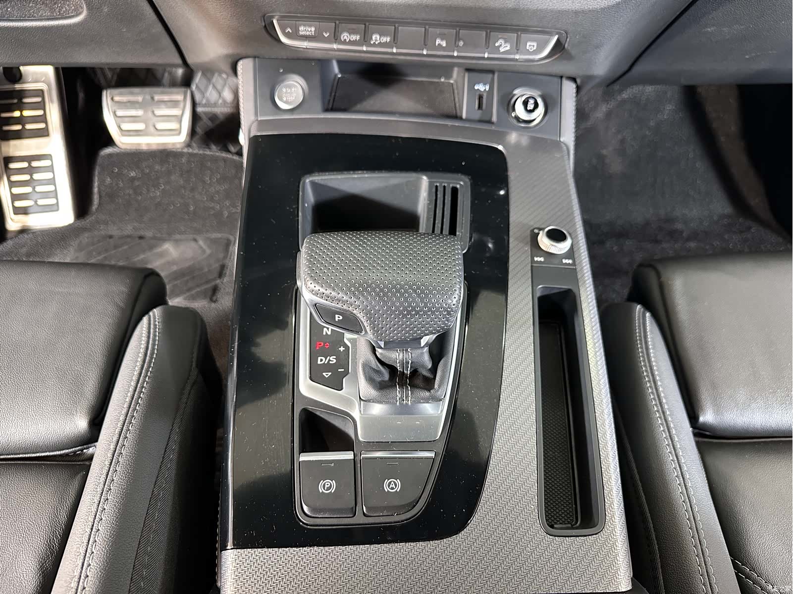 Audi Q5L, 2024 10