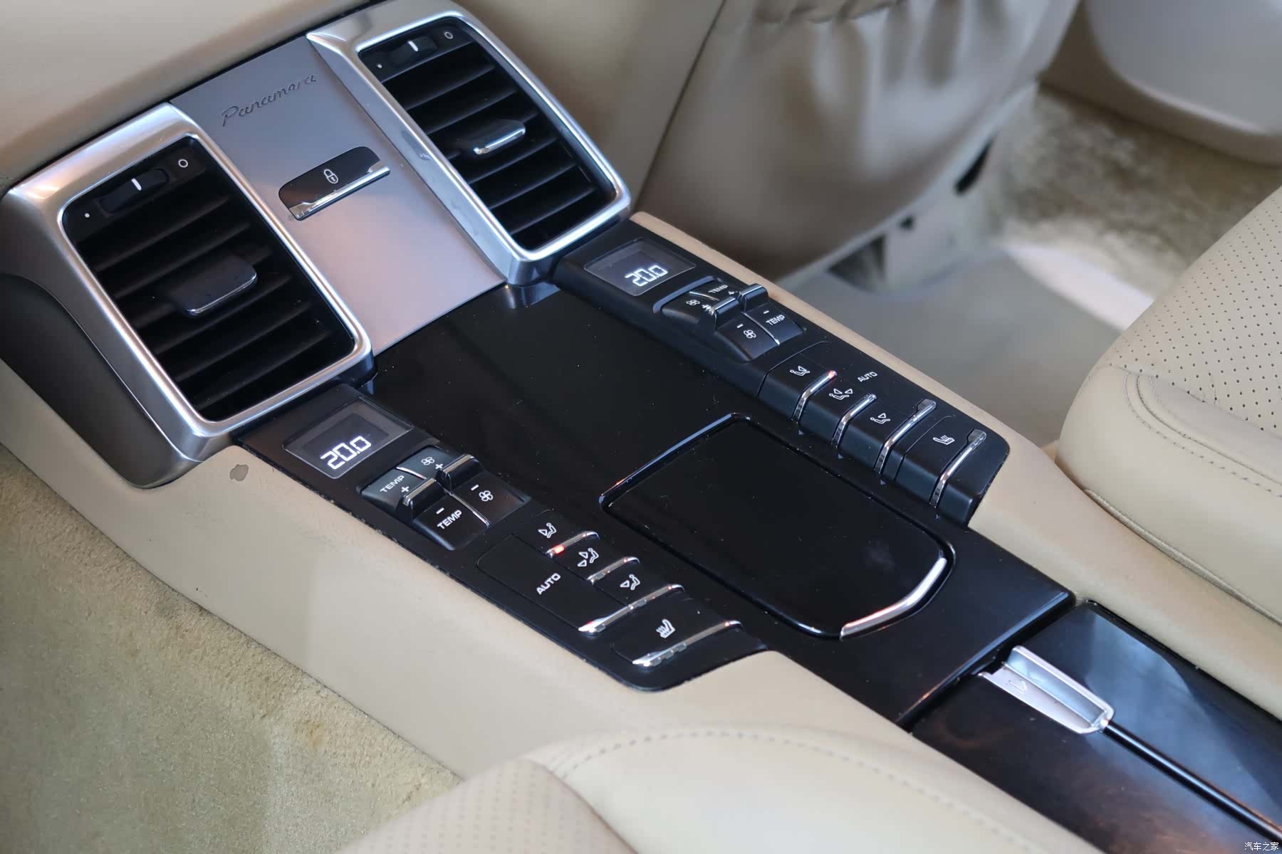 Porsche Panamera, 2015 11