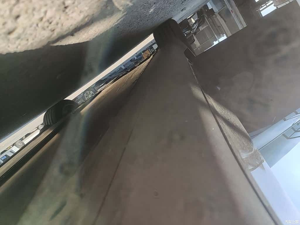 Tesla Model Y, 2022 21