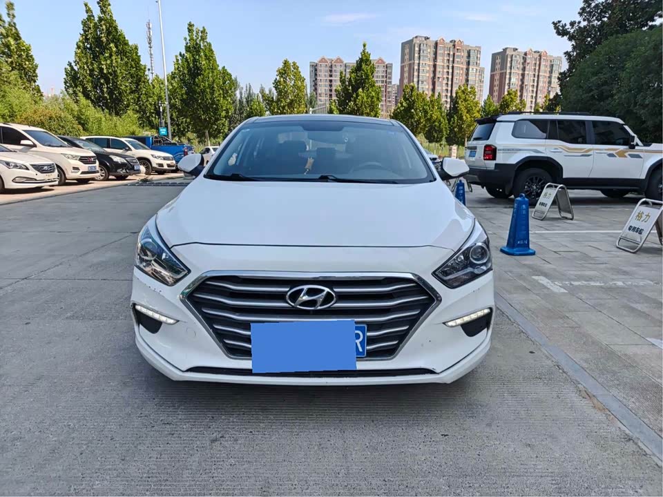 Hyundai Name picture