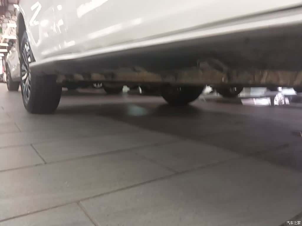 Geely X6, 2017 21