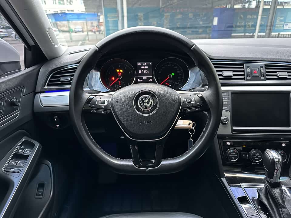 Volkswagen Lingdu