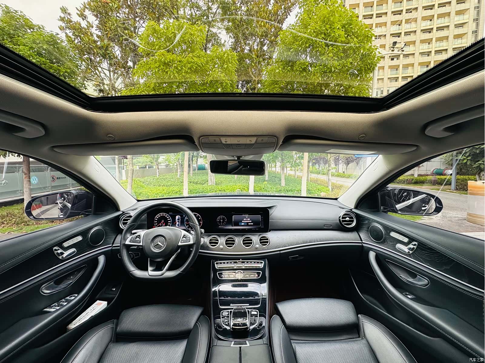 Mercedes-Benz E-Class, 2017 4