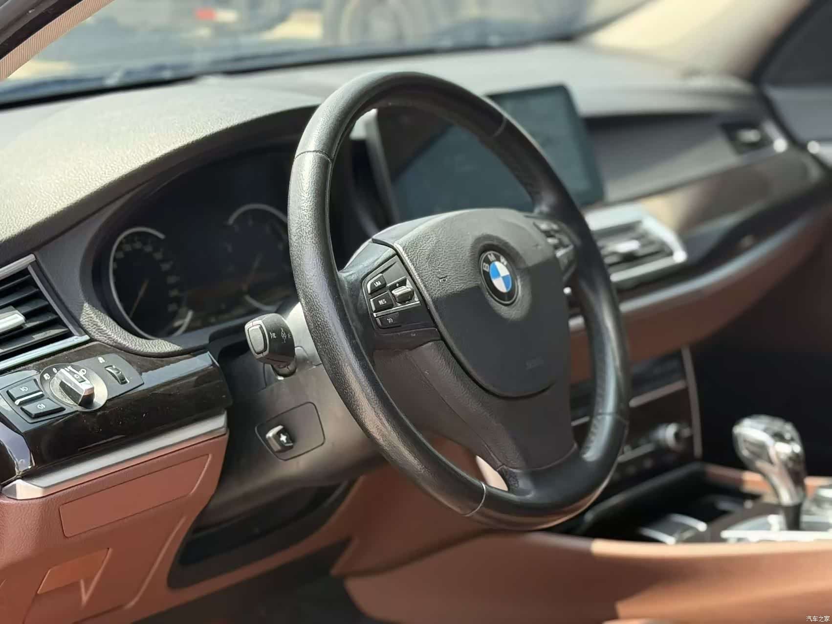 BMW 5 Series, 2015 все фото