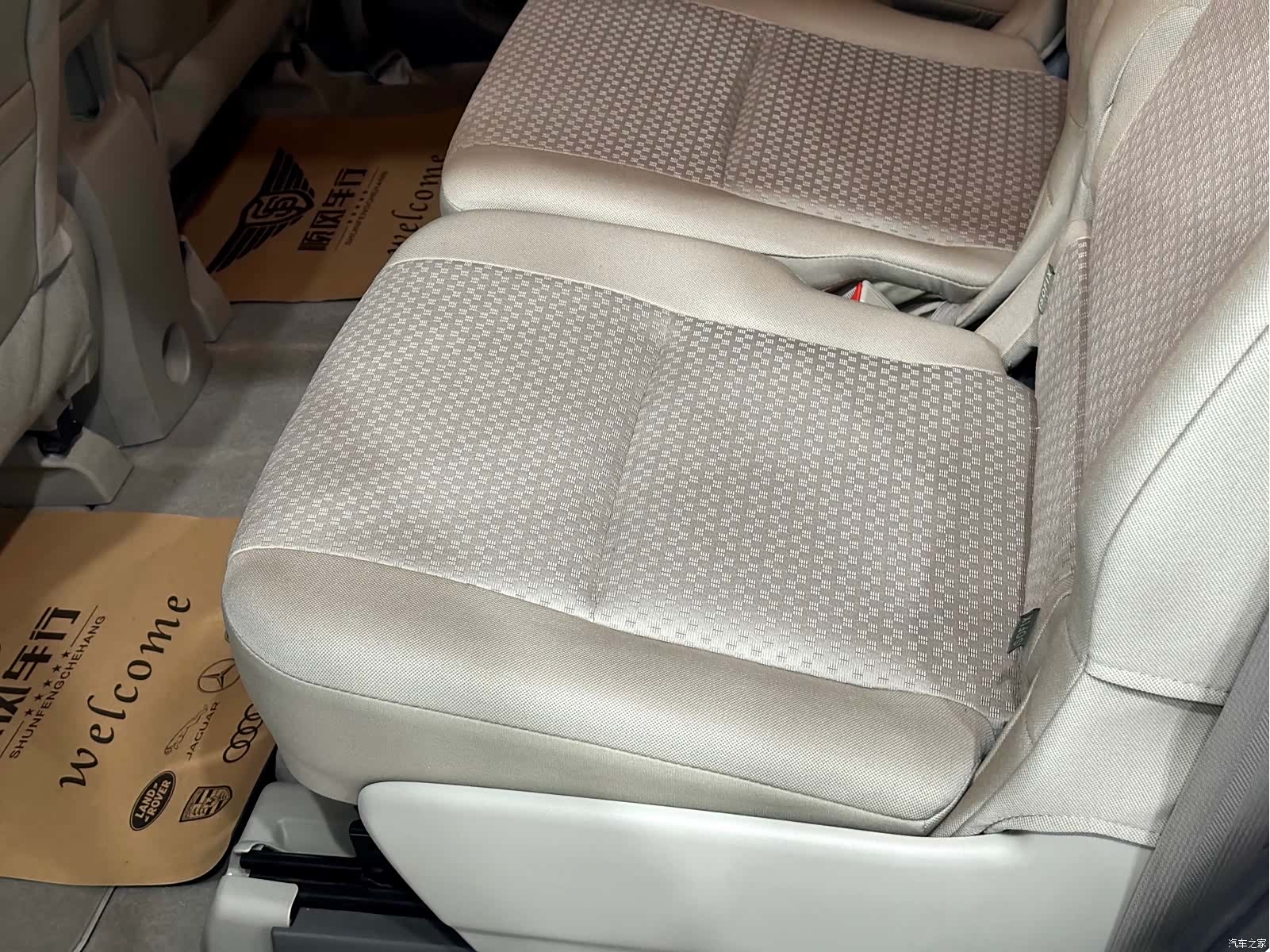 Toyota 180E, 2016 17