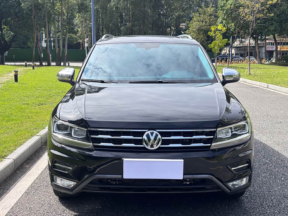 Volkswagen Tiguan L