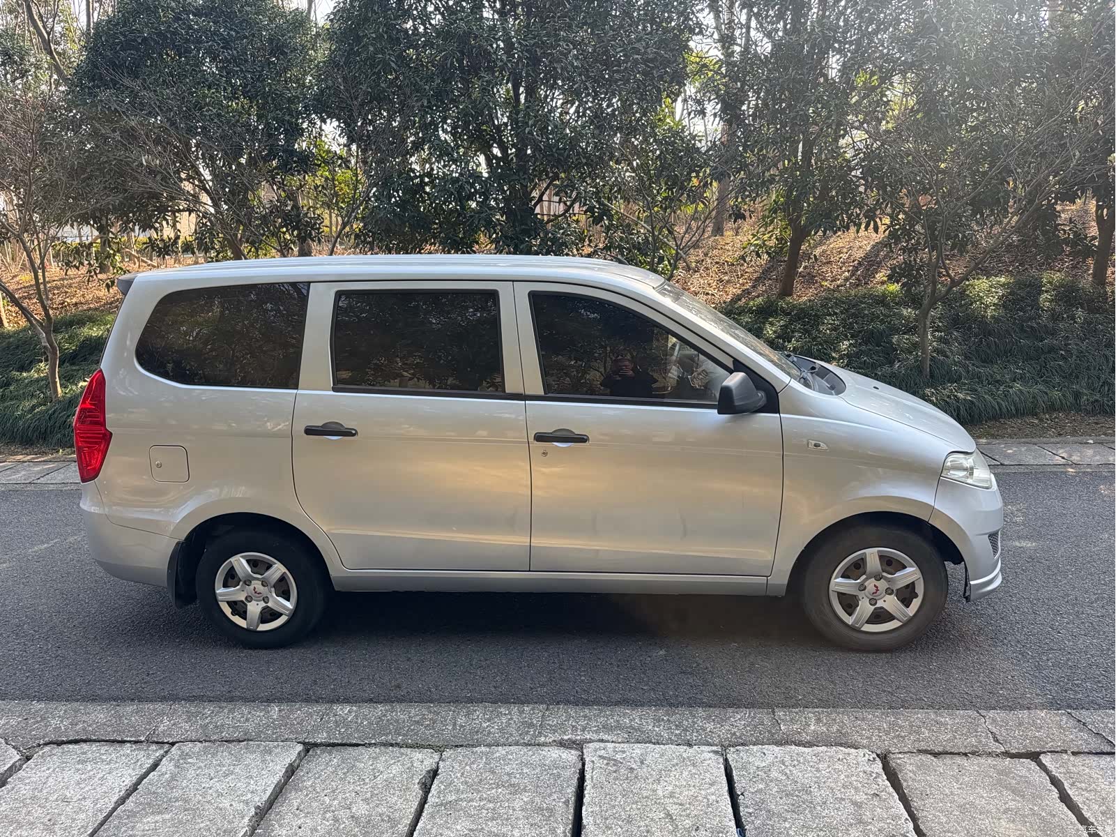 Wuling Hongguang, 2018 8