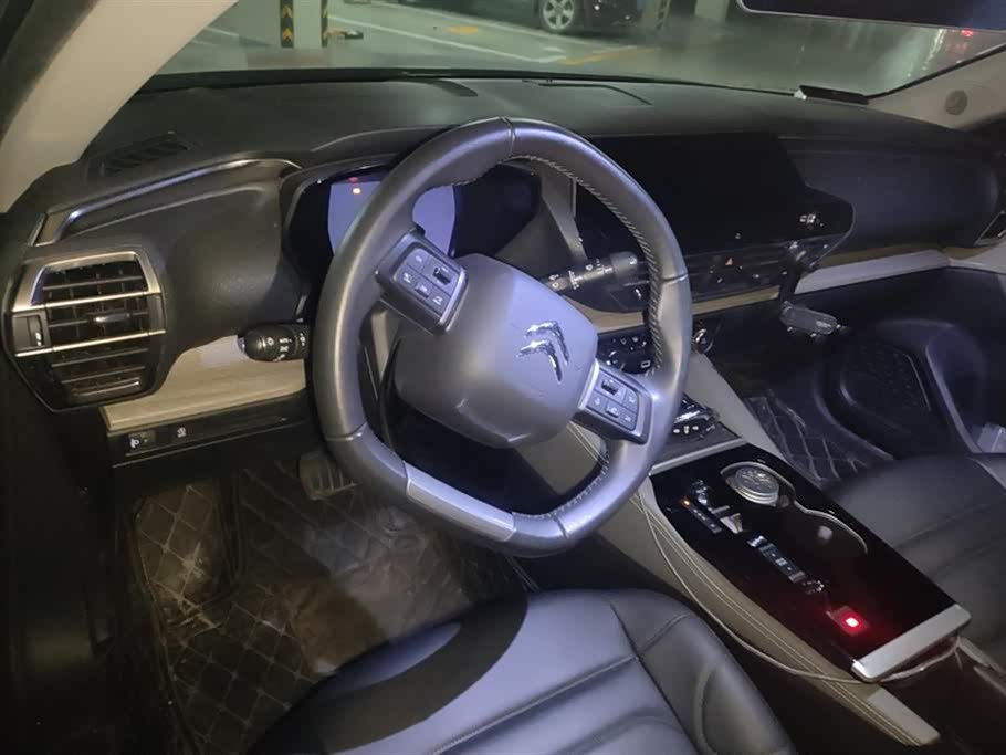 Citroen Versailles C5 X