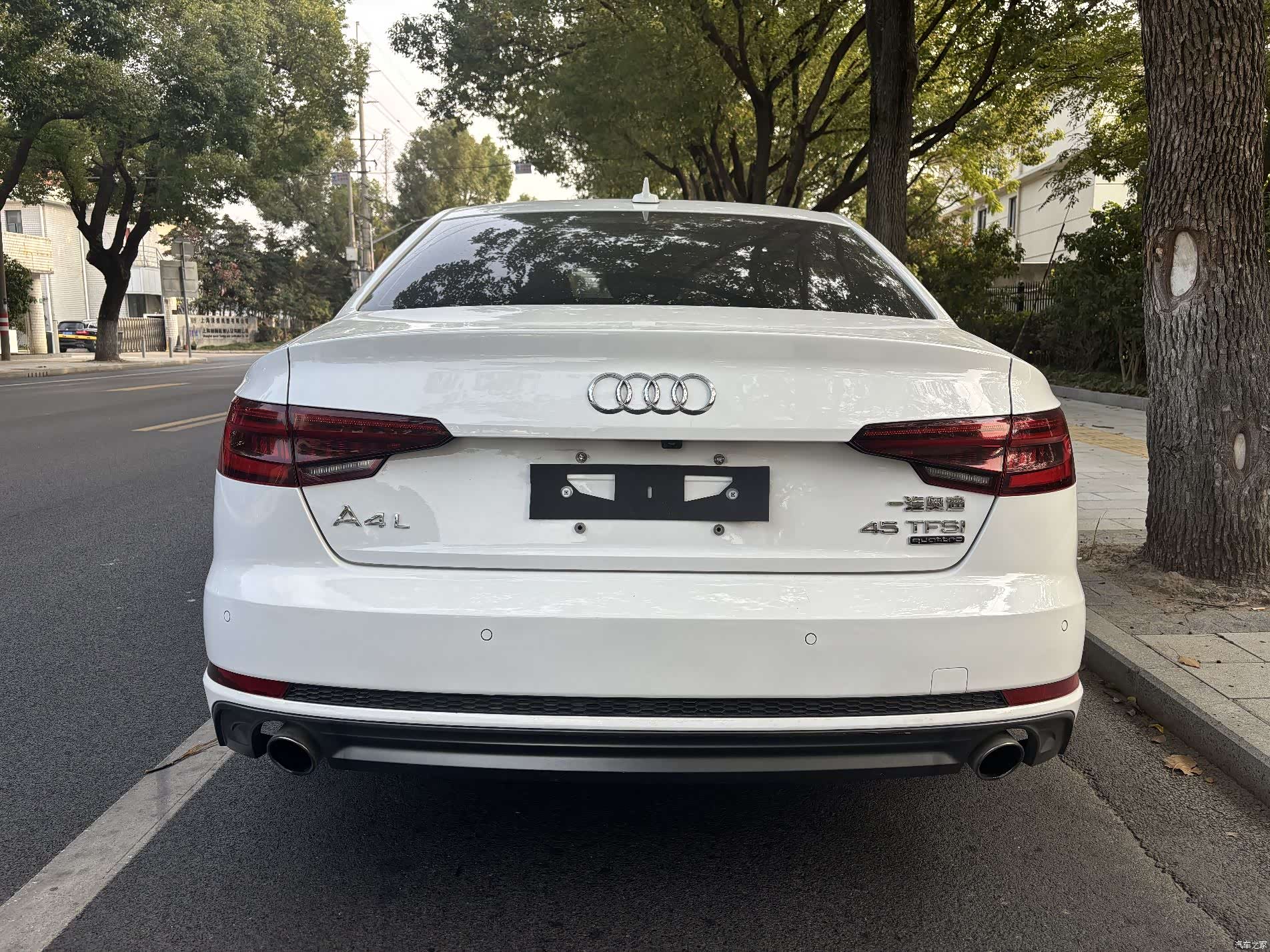 Audi A4L, 2018 8