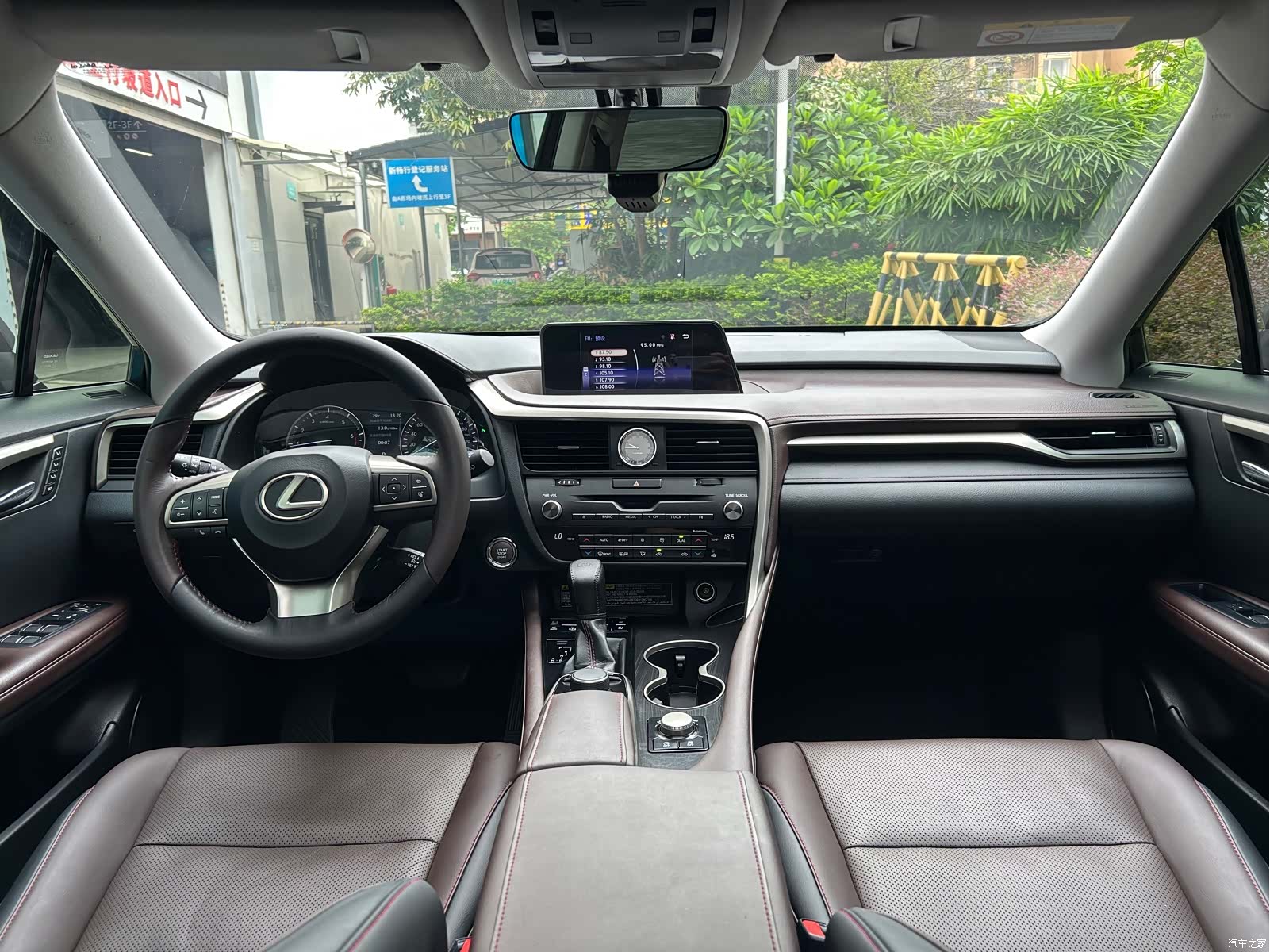 Lexus RX, 2018 9