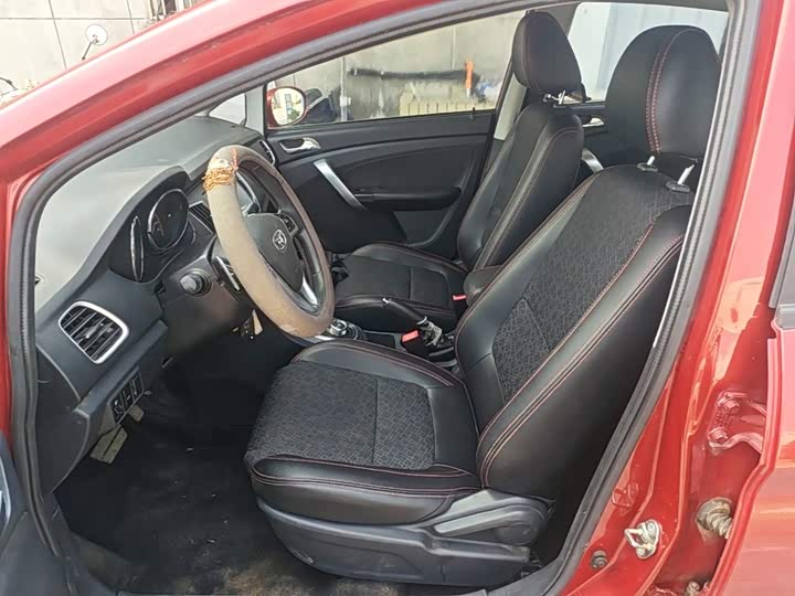 Kaiyi C3R 2015 1.5L AMT jin zuan ban