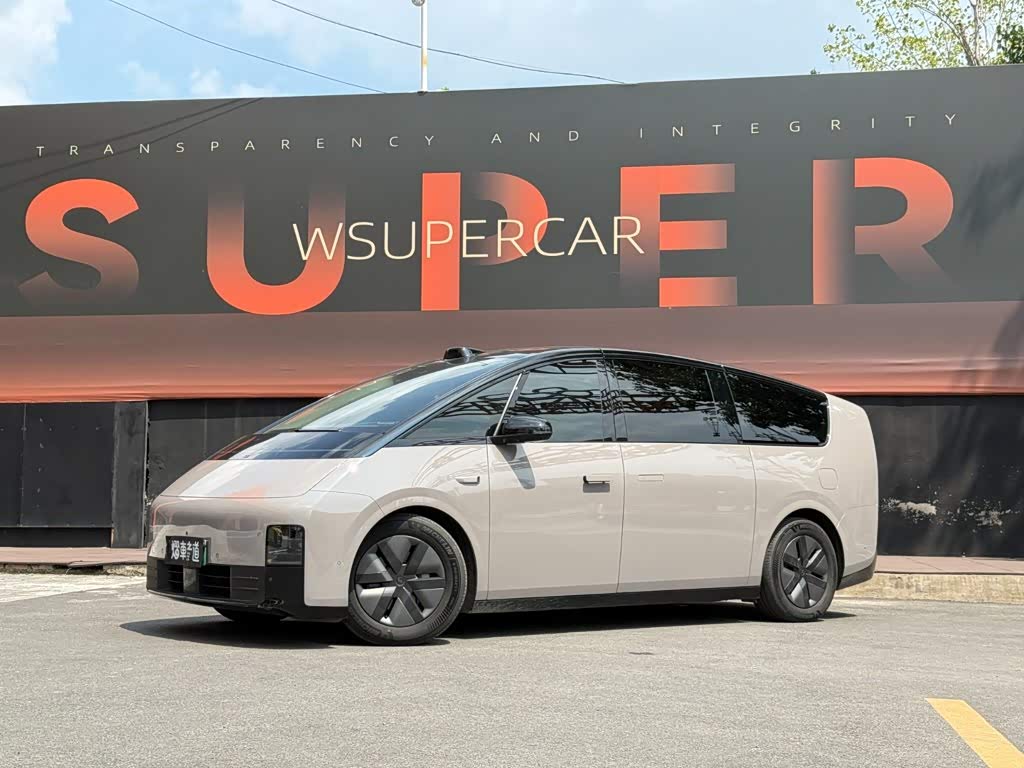 Li Auto MEGA