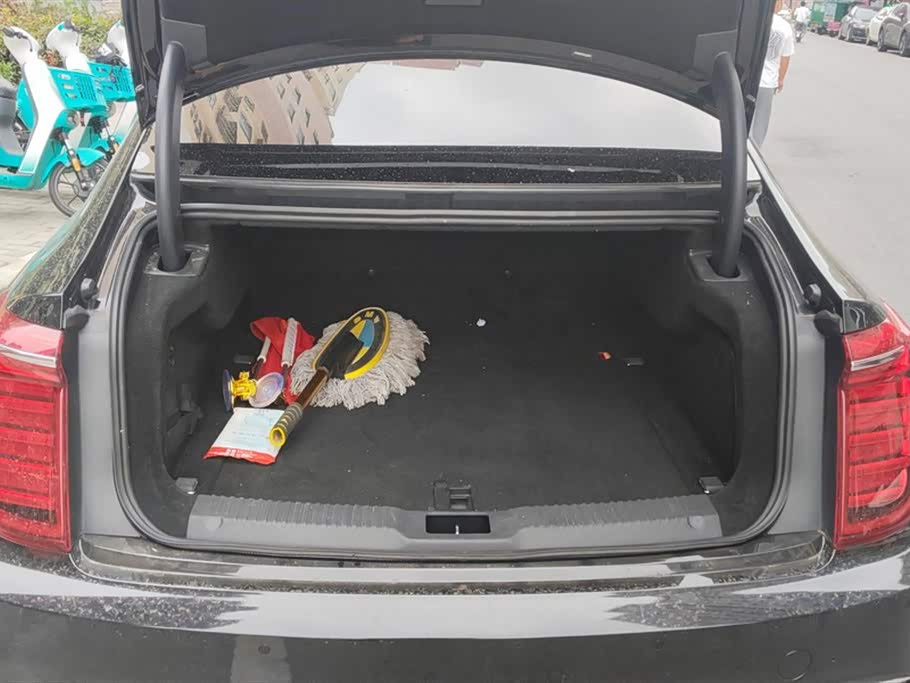 Hongqi H9