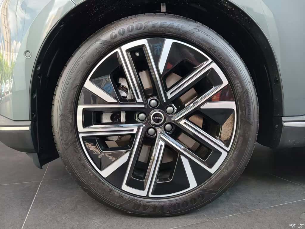 Volvo XC70, 2026 6