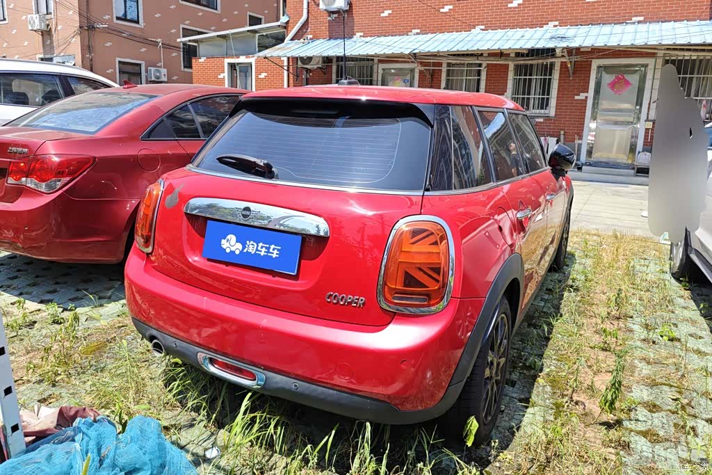 Mini ONE, 2019 3