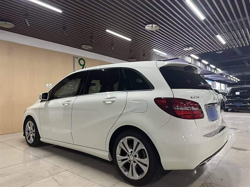 Mercedes-Benz Class B