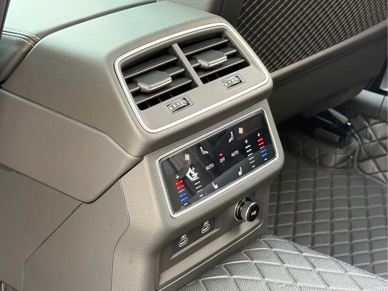 Audi A6L, 2025 21
