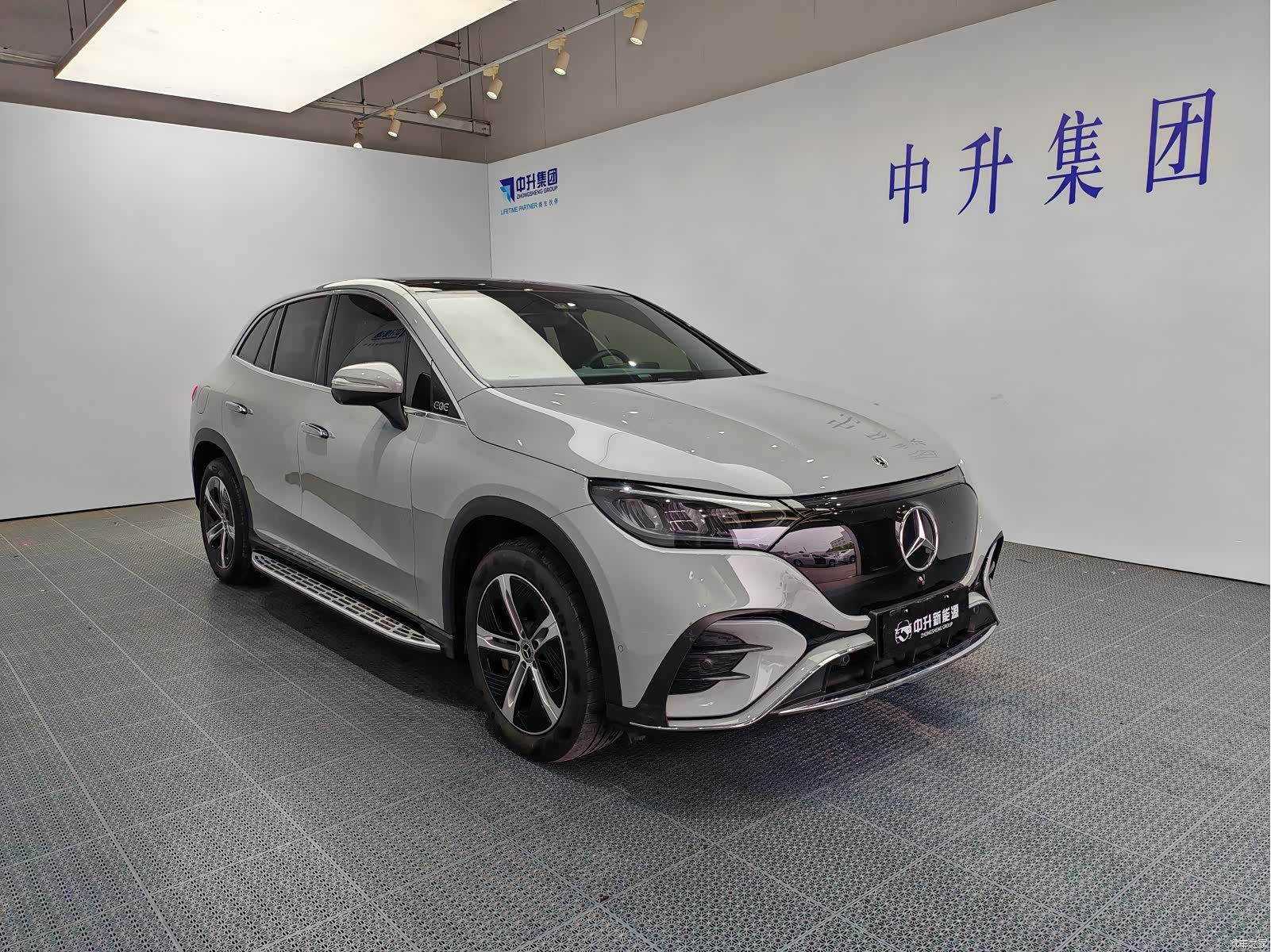 Mercedes-Benz EQE, 2024 3